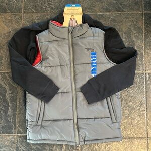 Weatherproof vintage  2 piece set, quilted vest with zipped hoodie. Size Large